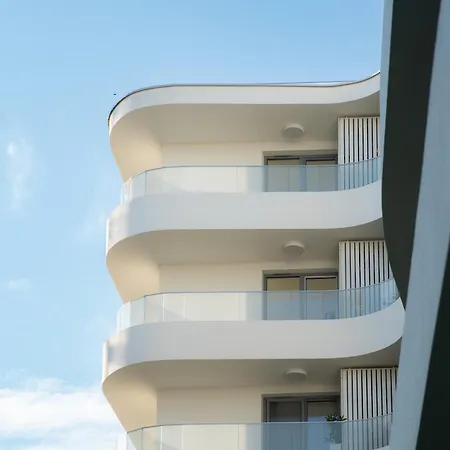 Tree Crown Sea Side Pearl Rogowo (Gryfice)