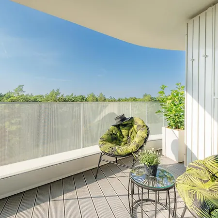 Tree Crown Sea Side Pearl * Rogowo (Gryfice)