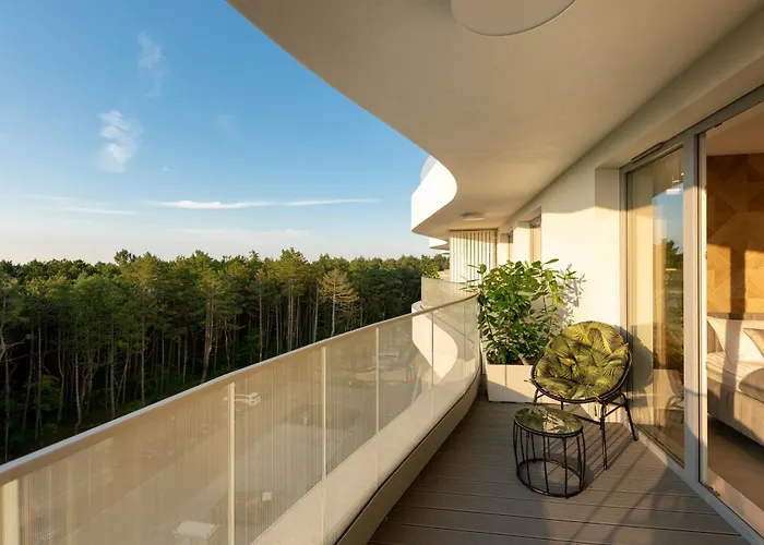 Tree Crown Sea Side Pearl Rogowo (Gryfice)