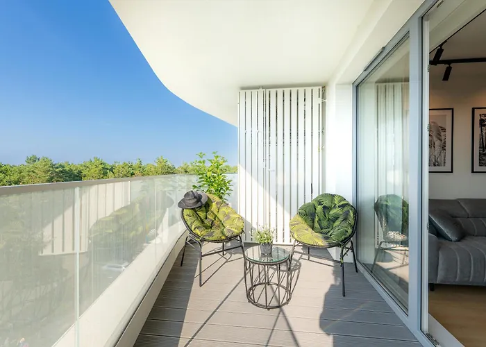 Tree Crown Sea Side Pearl *