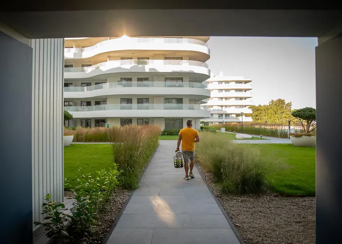 Tree Crown Sea Side Pearl Appartamento *