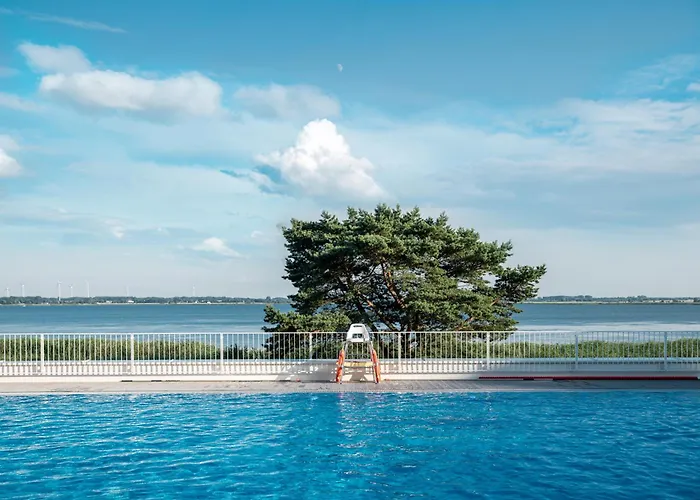 Tree Crown Sea Side Pearl Appartamento *