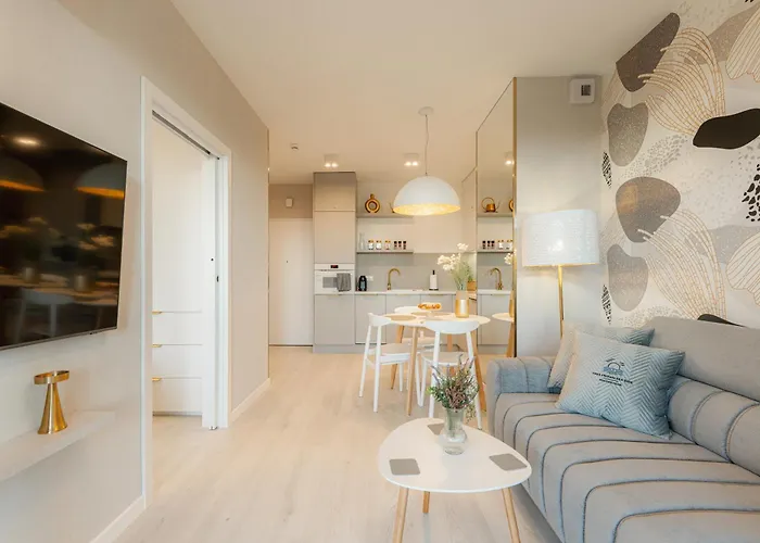 Tree Crown Sea Side Pearl Appartamento *